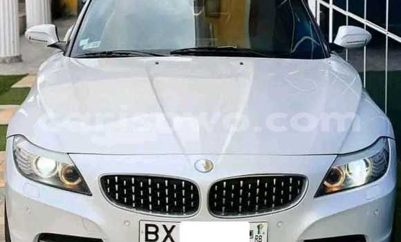 Acheter Occasion Voiture BMW Z4 Blanc à Cotonou, Benin Acheter Occasion Voiture BMW Z4 Blanc à Cotonou, Benin