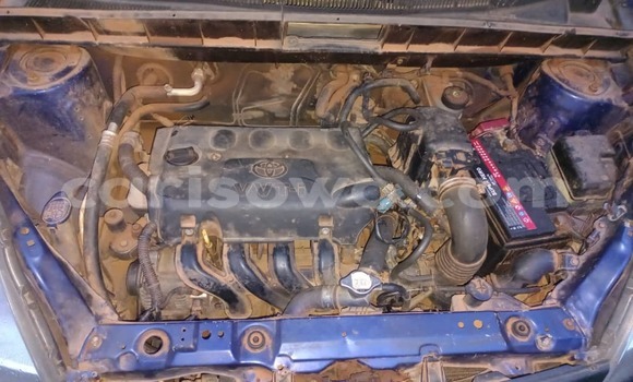 Sayi Na hannu Toyota Yaris Verso Blue Mota in Cotonou a Benin Sayi Na hannu Toyota Yaris Verso Blue Mota in Cotonou a Benin
