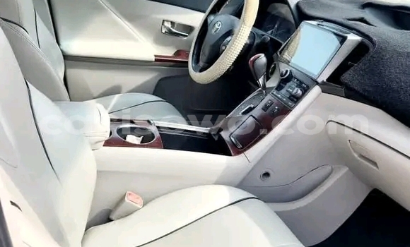 Sayi Na hannu Toyota Venza White Mota in Cotonou a Benin Sayi Na hannu Toyota Venza White Mota in Cotonou a Benin
