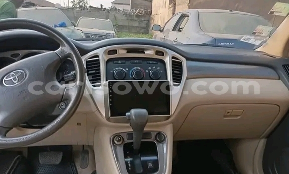 Sayi Na hannu Toyota Venza White Mota in Cotonou a Benin Sayi Na hannu Toyota Venza White Mota in Cotonou a Benin