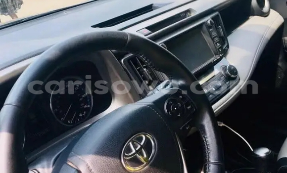 Acheter Occasion Voiture Toyota RAV4 Noir à Abomey Calavi, Benin Acheter Occasion Voiture Toyota RAV4 Noir à Abomey Calavi, Benin