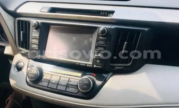 Acheter Occasion Voiture Toyota RAV4 Noir à Abomey Calavi, Benin Acheter Occasion Voiture Toyota RAV4 Noir à Abomey Calavi, Benin