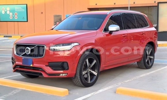 Sayi Na hannu Volvo XC90 Red Mota in Porto Novo a Benin