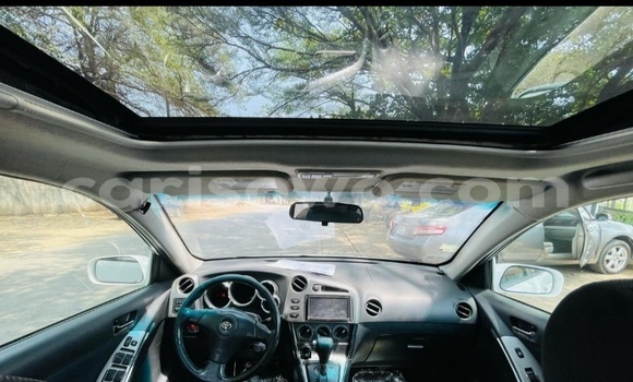 Sayi Na hannu Toyota Matrix White Mota in Cotonou a Benin Sayi Na hannu Toyota Matrix White Mota in Cotonou a Benin
