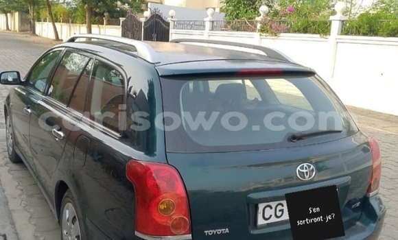 Sayi Na hannu Toyota Avensis Green Mota in Cotonou a Benin Sayi Na hannu Toyota Avensis Green Mota in Cotonou a Benin