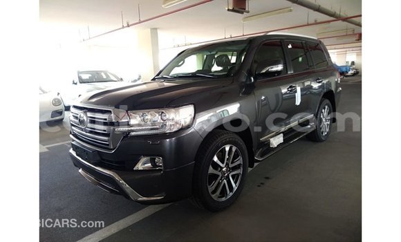 Buy Import Toyota Land Cruiser Other Car in Import - Dubai in Benign Buy Import Toyota Land Cruiser Other Car in Import - Dubai in Benign