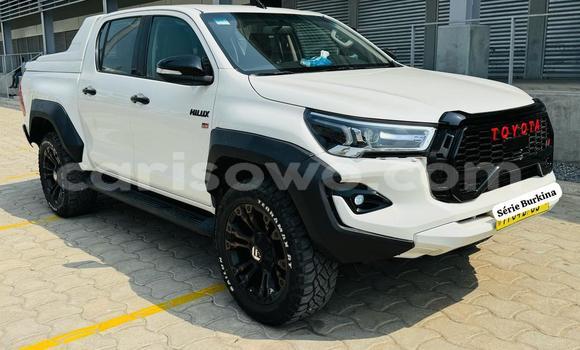 Ra Àlòkù Toyota Hilux Miiran Ọkọ̀ in Cotonou ni Benin Ra Àlòkù Toyota Hilux Miiran Ọkọ̀ in Cotonou ni Benin