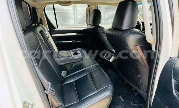 Ra Àlòkù Toyota Hilux Miiran Ọkọ̀ in Cotonou ni Benin Ra Àlòkù Toyota Hilux Miiran Ọkọ̀ in Cotonou ni Benin