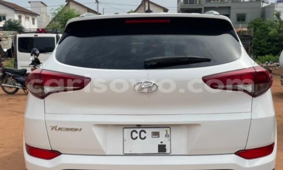 Sayi Na hannu Hyundai Tucson White Mota in Cotonou a Benin Sayi Na hannu Hyundai Tucson White Mota in Cotonou a Benin