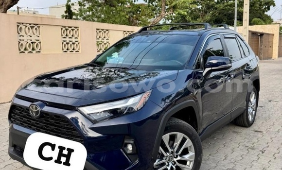 Acheter Occasion Voiture Toyota RAV4 Bleu à Cotonou, Benin Acheter Occasion Voiture Toyota RAV4 Bleu à Cotonou, Benin