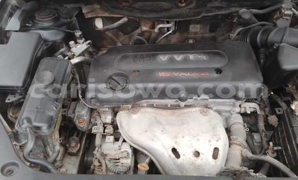 Ra Àlòkù Toyota RAV4 funfun Ọkọ̀ in Cotonou ni Benin Ra Àlòkù Toyota RAV4 funfun Ọkọ̀ in Cotonou ni Benin