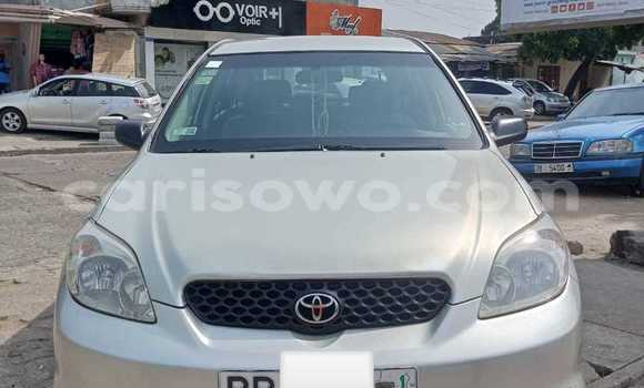 Ra Àlòkù Toyota Matrix Silver Ọkọ̀ in Cotonou ni Benin
