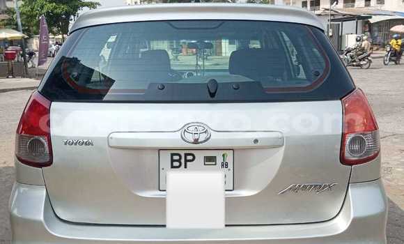 Acheter Occasion Voiture Toyota Matrix Gris à Cotonou, Benin Acheter Occasion Voiture Toyota Matrix Gris à Cotonou, Benin