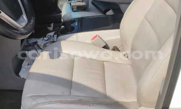 Acheter Occasion Voiture Toyota Sienna Blanc à Cotonou, Benin Acheter Occasion Voiture Toyota Sienna Blanc à Cotonou, Benin