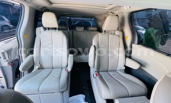 Buy Used Toyota Sienna Silver Car in Cotonou in Benign Buy Used Toyota Sienna Silver Car in Cotonou in Benign