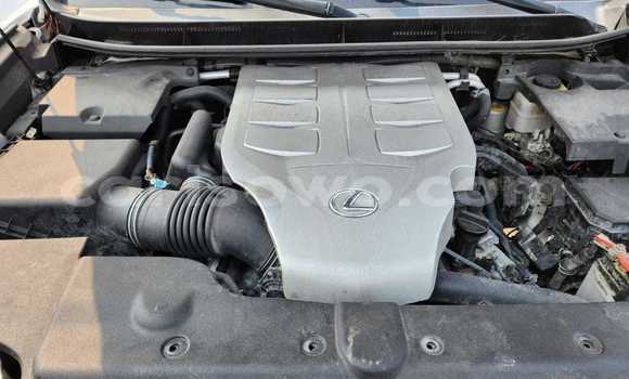 Ra Àlòkù Lexus GX funfun Ọkọ̀ in Cotonou ni Benin Ra Àlòkù Lexus GX funfun Ọkọ̀ in Cotonou ni Benin