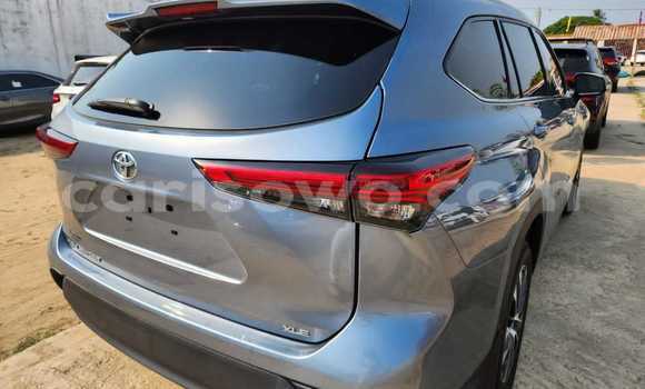 Ra Àlòkù Toyota Highlander Silver Ọkọ̀ in Cotonou ni Benin Ra Àlòkù Toyota Highlander Silver Ọkọ̀ in Cotonou ni Benin