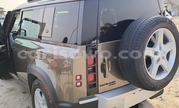 Ra Àlòkù Land Rover Defender Silver Ọkọ̀ in Cotonou ni Benin Ra Àlòkù Land Rover Defender Silver Ọkọ̀ in Cotonou ni Benin