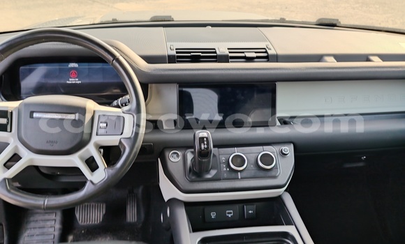 Ra Àlòkù Land Rover Defender Silver Ọkọ̀ in Cotonou ni Benin Ra Àlòkù Land Rover Defender Silver Ọkọ̀ in Cotonou ni Benin