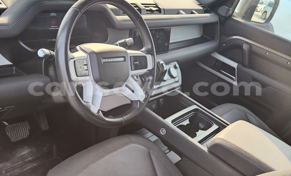 Ra Àlòkù Land Rover Defender Silver Ọkọ̀ in Cotonou ni Benin Ra Àlòkù Land Rover Defender Silver Ọkọ̀ in Cotonou ni Benin
