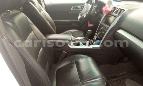 Sayi Na hannu Ford Explorer White Mota in Cotonou a Benin Sayi Na hannu Ford Explorer White Mota in Cotonou a Benin