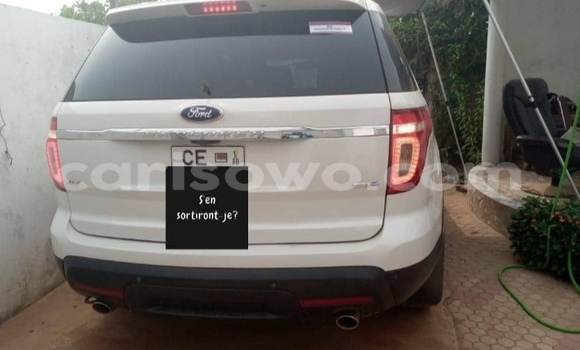 Sayi Na hannu Ford Explorer White Mota in Cotonou a Benin Sayi Na hannu Ford Explorer White Mota in Cotonou a Benin