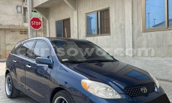 Buy Used Toyota Matrix Blue Car in Cotonou in Benign