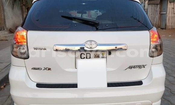 Buy Used Toyota Matrix White Car in Cotonou in Benign Buy Used Toyota Matrix White Car in Cotonou in Benign