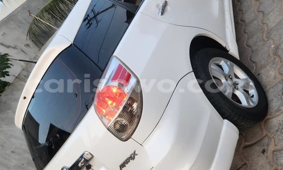 Buy Used Toyota Matrix White Car in Cotonou in Benign Buy Used Toyota Matrix White Car in Cotonou in Benign