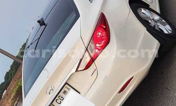 Ra Àlòkù Hyundai Sonata funfun Ọkọ̀ in Cotonou ni Benin Ra Àlòkù Hyundai Sonata funfun Ọkọ̀ in Cotonou ni Benin