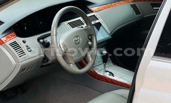 Ra Àlòkù Toyota Avalon Silver Ọkọ̀ in Cotonou ni Benin Ra Àlòkù Toyota Avalon Silver Ọkọ̀ in Cotonou ni Benin