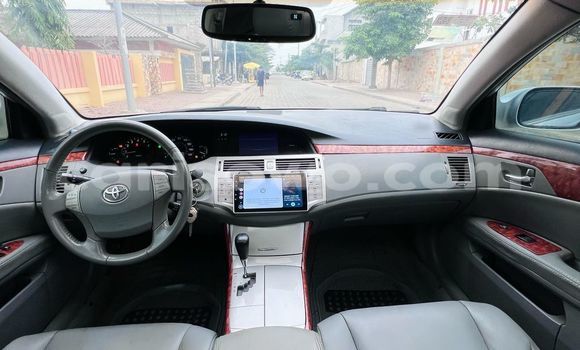 Ra Àlòkù Toyota Avalon Silver Ọkọ̀ in Cotonou ni Benin Ra Àlòkù Toyota Avalon Silver Ọkọ̀ in Cotonou ni Benin