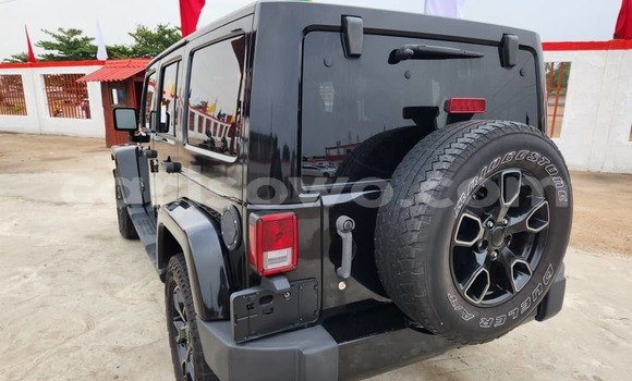 Acheter Occasion Voiture Jeep Wrangler Noir à Cotonou, Benin Acheter Occasion Voiture Jeep Wrangler Noir à Cotonou, Benin