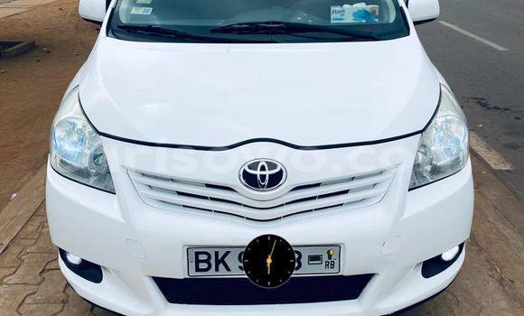 Acheter Occasion Voiture Toyota Corolla Blanc à Porto Novo, Benin Acheter Occasion Voiture Toyota Corolla Blanc à Porto Novo, Benin