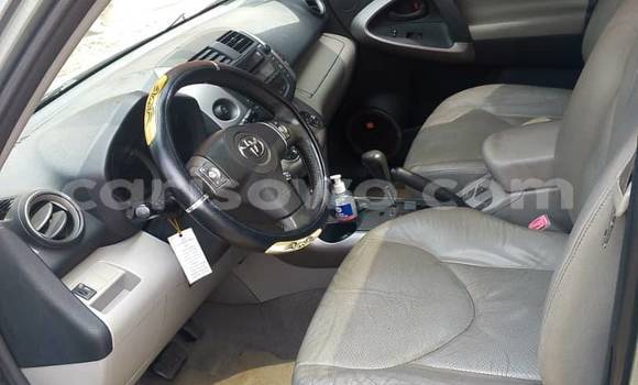 Sayi Na hannu Toyota RAV4 Sauran Mota in Porto Novo a Benin Sayi Na hannu Toyota RAV4 Sauran Mota in Porto Novo a Benin