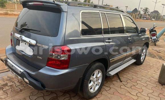 Sayi Na hannu Toyota Highlander Sauran Mota in Porto Novo a Benin Sayi Na hannu Toyota Highlander Sauran Mota in Porto Novo a Benin