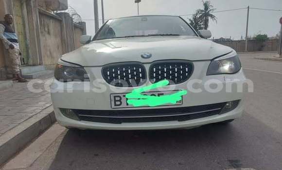 Sayi Na hannu BMW 2er White Mota in Porto Novo a Benin