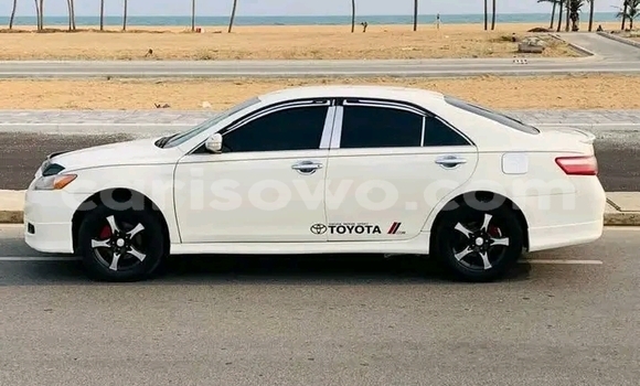 Acheter Occasion Voiture Toyota Camry Blanc à Cotonou, Benin