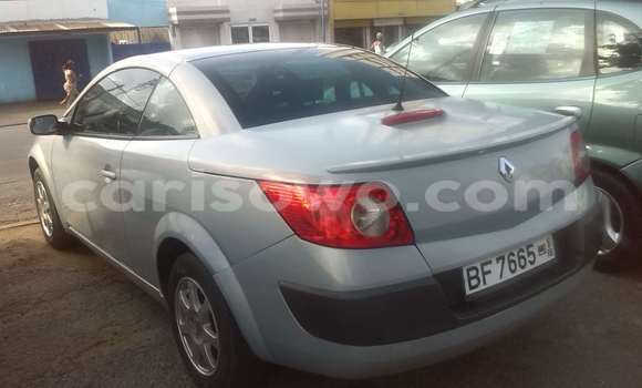 Sayi Na hannu Renault Megane Azurfa Mota in Cotonou a Benin Sayi Na hannu Renault Megane Azurfa Mota in Cotonou a Benin