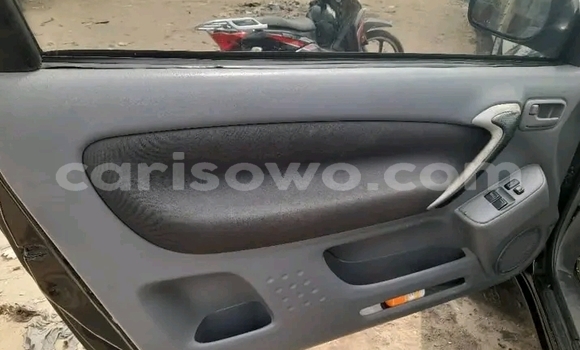 Acheter Occasion Voiture Toyota RAV4 Noir à Cotonou, Benin Acheter Occasion Voiture Toyota RAV4 Noir à Cotonou, Benin