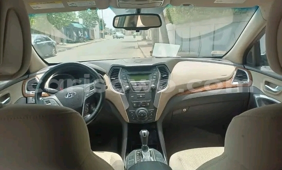 Sayi Na hannu Hyundai Santa Fe Sauran Mota in Cotonou a Benin Sayi Na hannu Hyundai Santa Fe Sauran Mota in Cotonou a Benin