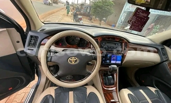 Sayi Na hannu Toyota Highlander Sauran Mota in Cotonou a Benin Sayi Na hannu Toyota Highlander Sauran Mota in Cotonou a Benin