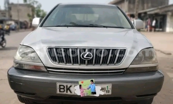 Sayi Na hannu Lexus RX 300 Sauran Mota in Cotonou a Benin Sayi Na hannu Lexus RX 300 Sauran Mota in Cotonou a Benin