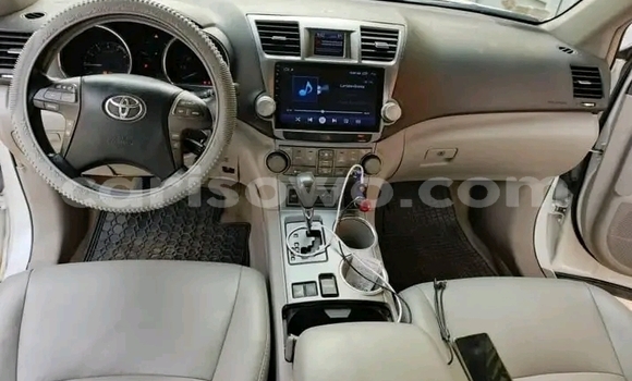 Acheter Occasion Voiture Toyota Camry Blanc à Cotonou, Benin Acheter Occasion Voiture Toyota Camry Blanc à Cotonou, Benin