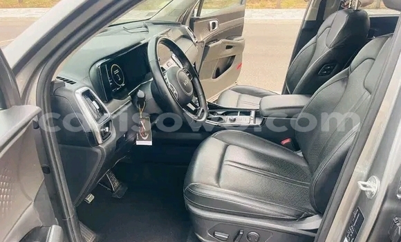 Buy Used Kia Sorento White Car in Cotonou in Benign