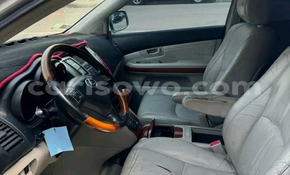 Acheter Occasion Voiture Lexus RX 330 Blanc à Cotonou, Benin Acheter Occasion Voiture Lexus RX 330 Blanc à Cotonou, Benin