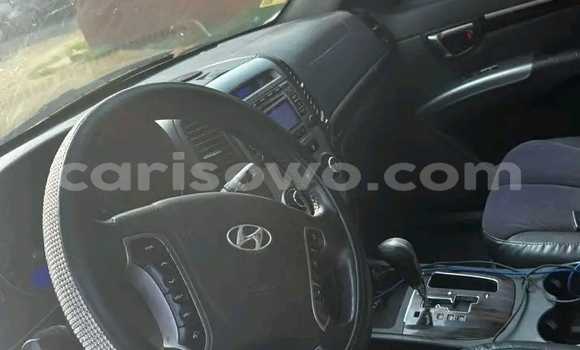 Acheter Occasion Voiture Hyundai Santa Fe Blanc à Bembereke, Borgou Acheter Occasion Voiture Hyundai Santa Fe Blanc à Bembereke, Borgou