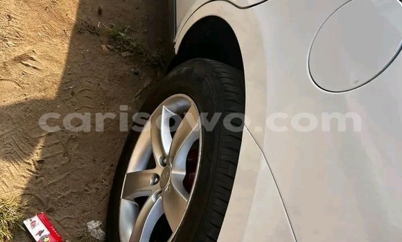 Acheter Occasion Voiture Hyundai Santa Fe Blanc à Bembereke, Borgou Acheter Occasion Voiture Hyundai Santa Fe Blanc à Bembereke, Borgou