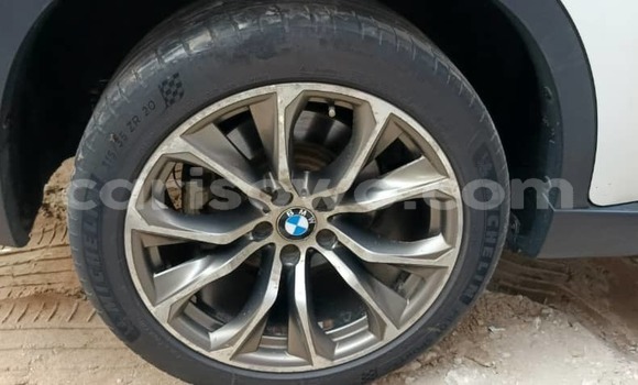 Acheter Occasion Voiture BMW X5 Blanc à Cotonou, Benin Acheter Occasion Voiture BMW X5 Blanc à Cotonou, Benin