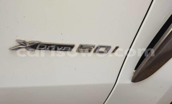 Acheter Occasion Voiture BMW X5 Blanc à Cotonou, Benin Acheter Occasion Voiture BMW X5 Blanc à Cotonou, Benin